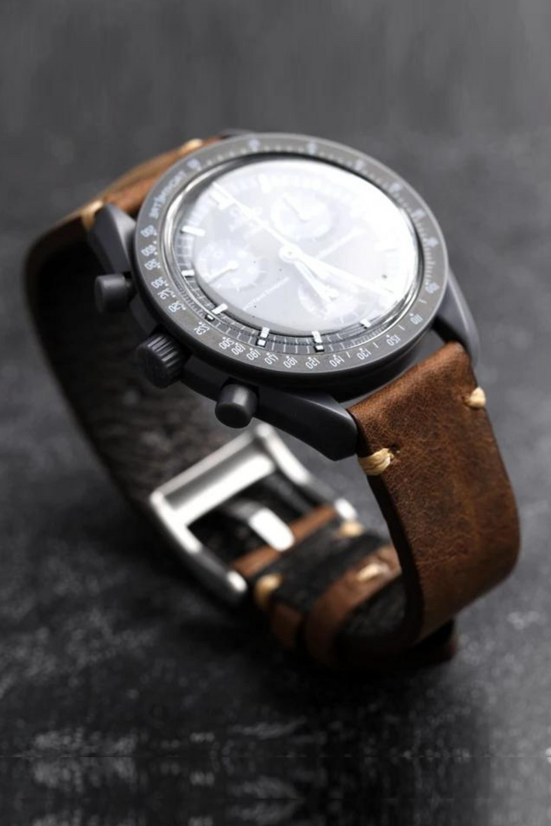 Men Vintage Leather Watchband Frosted Soft Head Layer Watch Bracelet