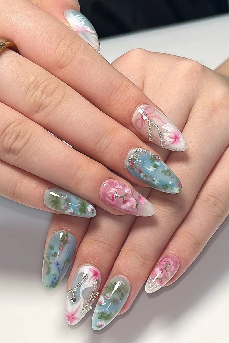 Fresh Almond Nails with Flower Charming Comfortable to Wear Manicure Nails for Women