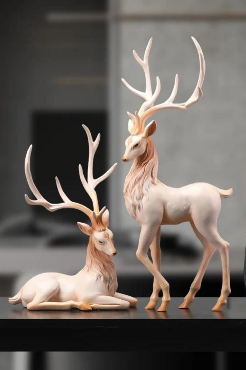 Nordic Art Room Decor Elk Statue Miniature Animal Figurines Living Room Table Ornaments Resin Crafts Sculpture Modern