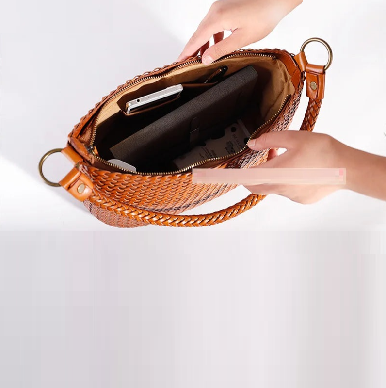 Retro woven women bag rattan capacity casual one-shoulder leather woven bag