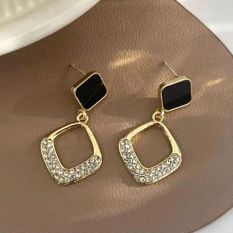 Drop Earrings for Women Hollow Square Black Enamel Oil Crystal Dangle Earrings Jewelry