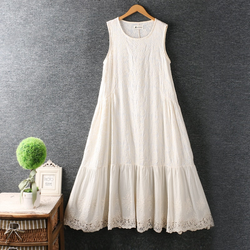 Summer Sweet Embroidered Dress Women Round Neck Casual Sleeveless Dress