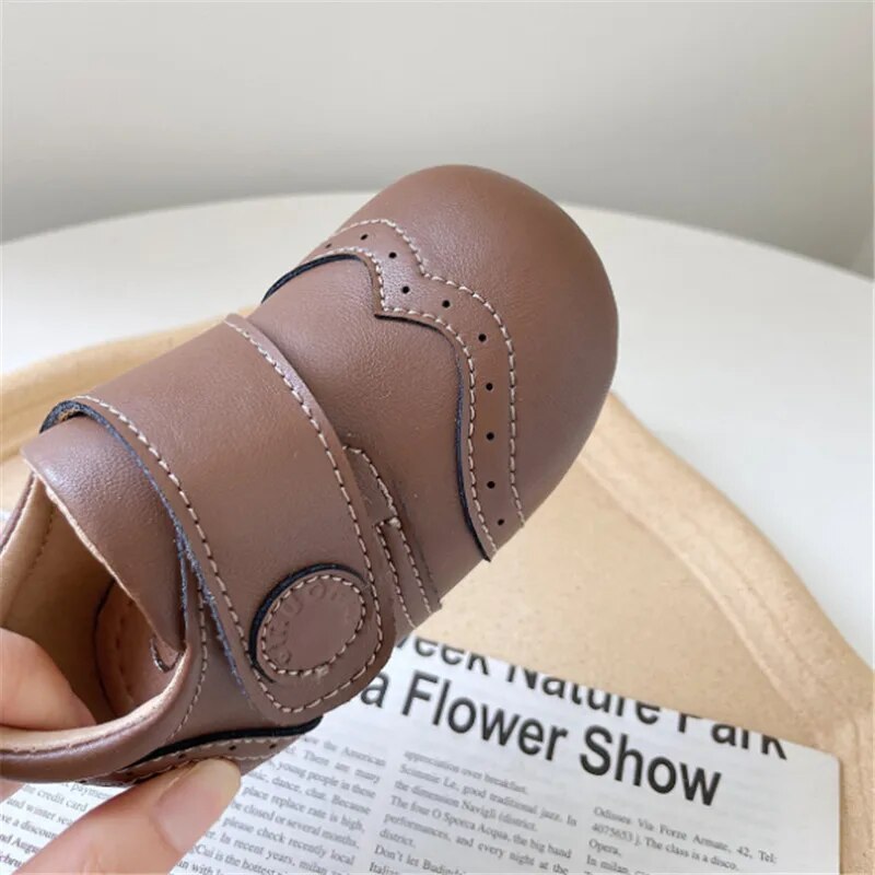 Autumn Baby Shoes For Girls Leather Princess Shoes Soft Sole Outdoor Tennis Fashion Toddler Barefoot Shoes