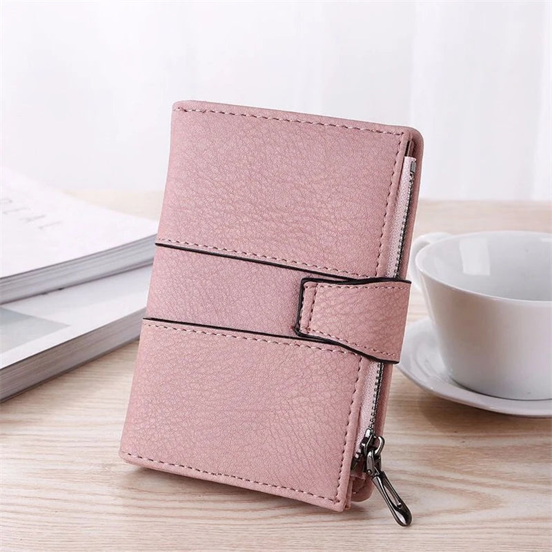 Women Wallet Simple Retro Rivets Short Wallet Handbag for Girls Purse Small Wallet Ladies