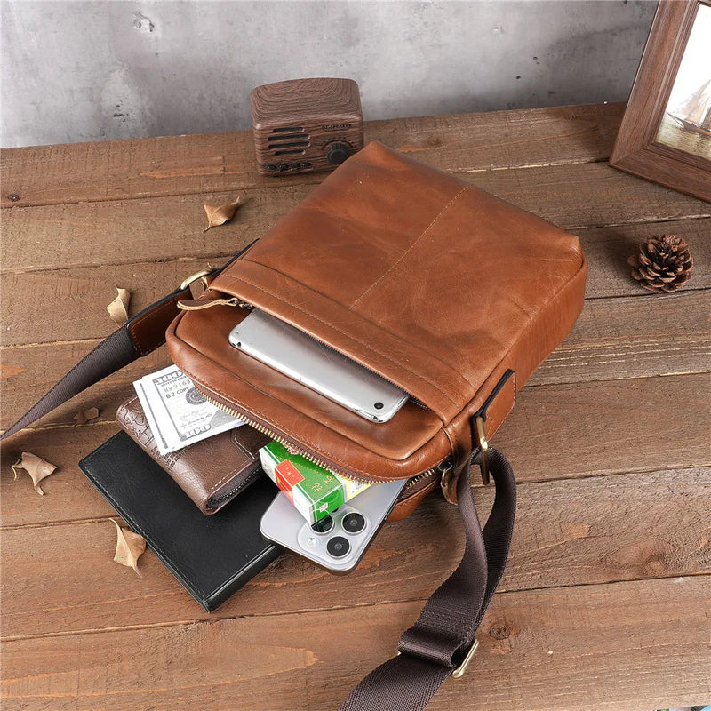 Men bag Casual Personality Leather Men's Bag Retro Messenger Bag