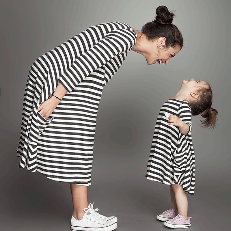 Mother Daughter Dresses Women Kids Girl Long Sleeve Striped Dress Family Clothes mom dress kids child outfits mum sister