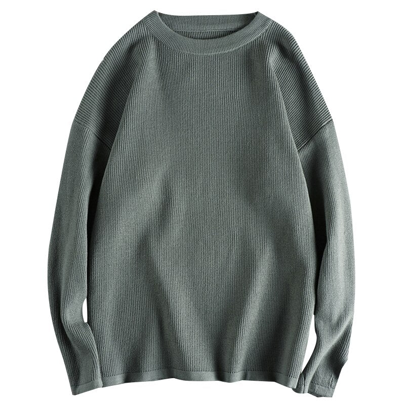 Sleeves slit design is simple, lazy, round neck, knitted sweater, men loose  sweater as the base